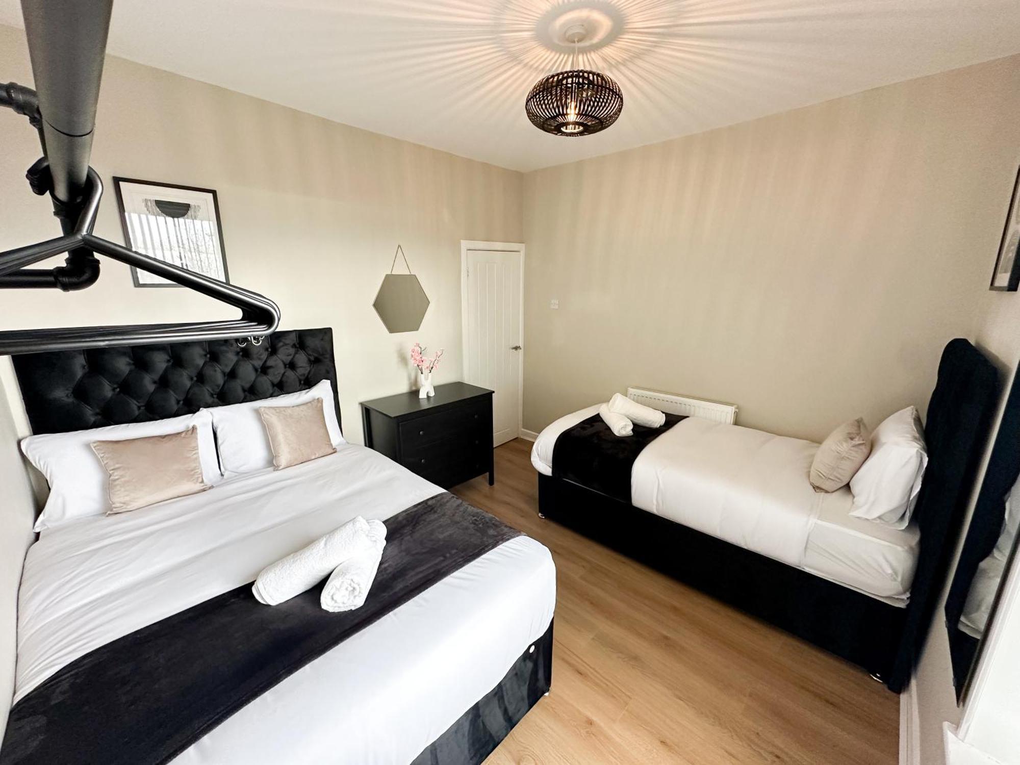 2 Bedroom House 10 Mins To City Centre & Albert Dock Liverpool Ngoại thất bức ảnh