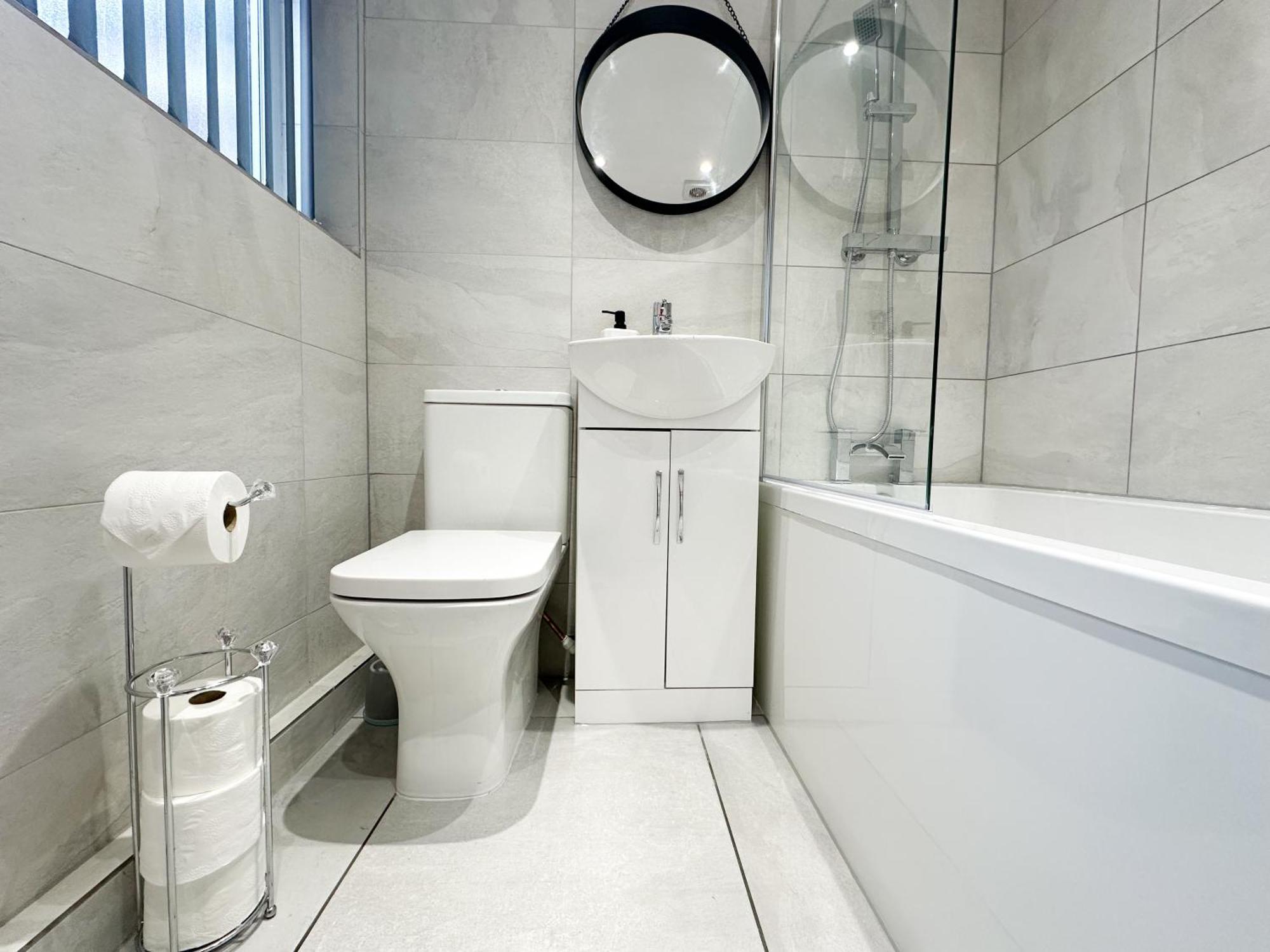 2 Bedroom House 10 Mins To City Centre & Albert Dock Liverpool Ngoại thất bức ảnh