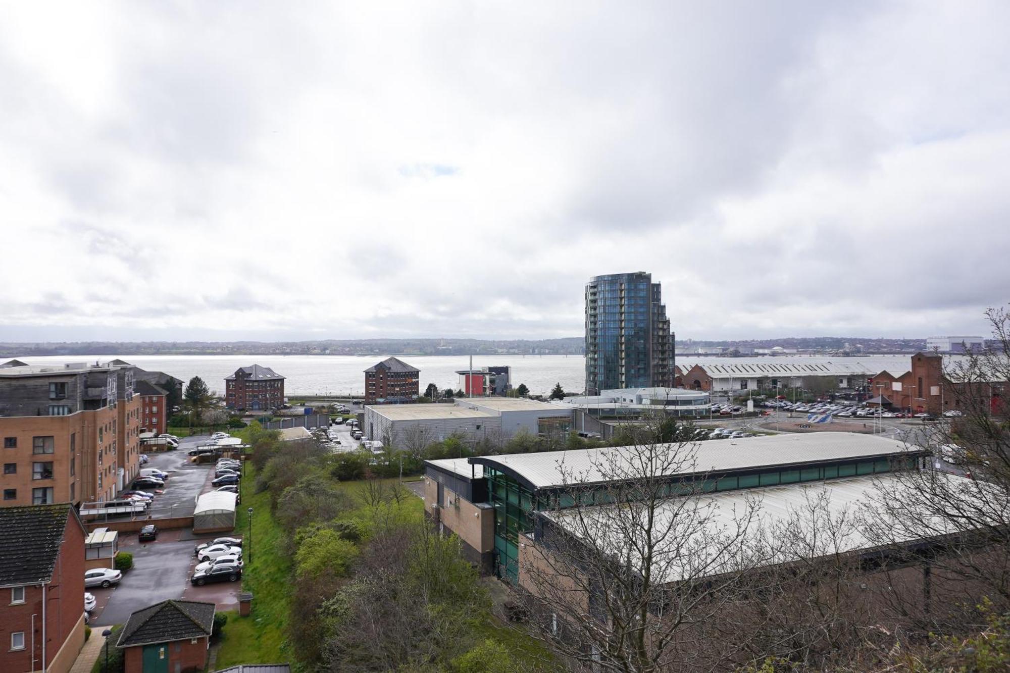 2 Bedroom House 10 Mins To City Centre & Albert Dock Liverpool Ngoại thất bức ảnh